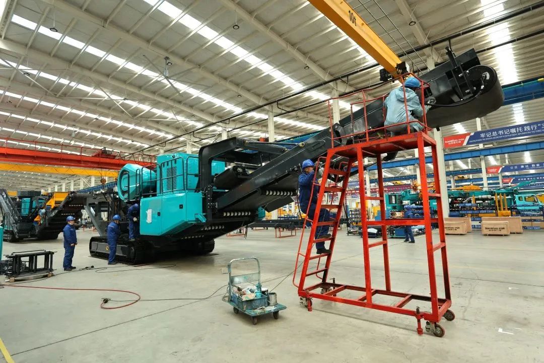 莫路君行早，更有早行人！皇家国际智能癸卯兔年开工大吉