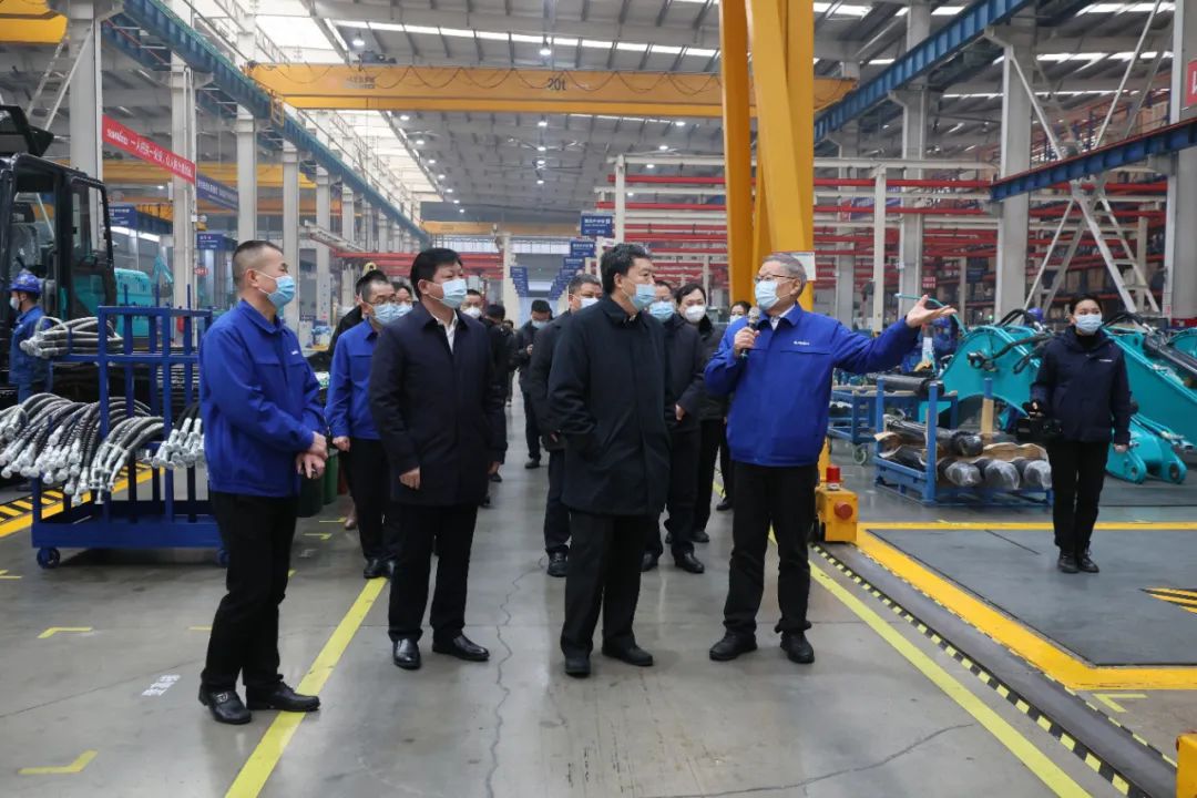 省政协主席毛万春调研皇家国际智能