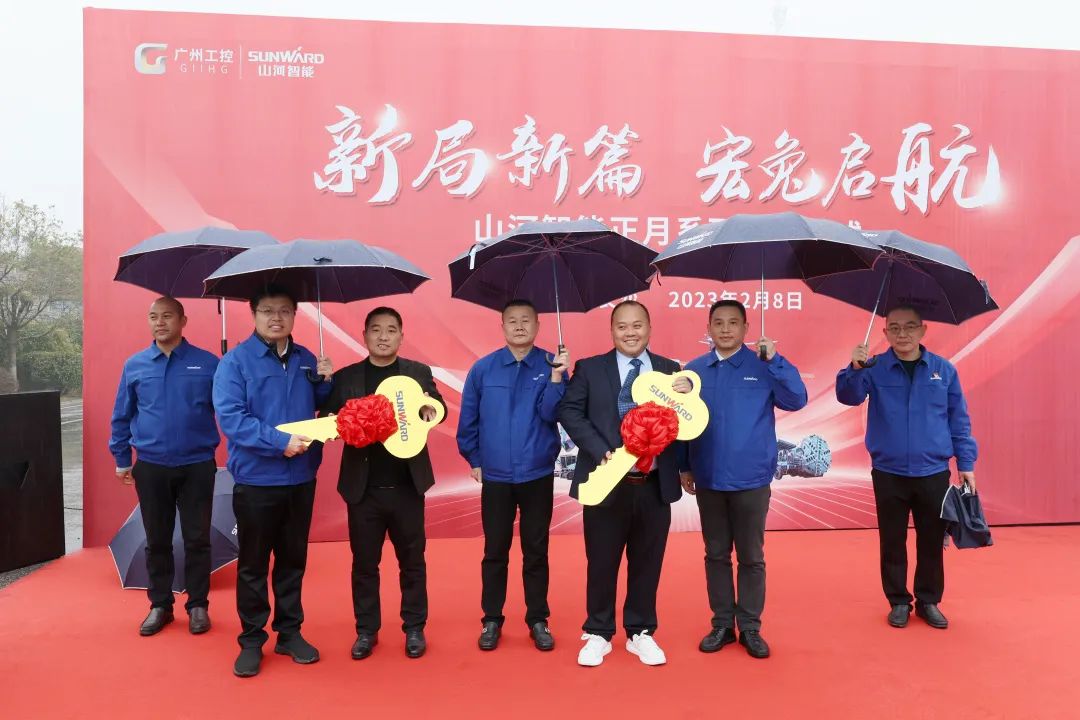 新局新篇，宏兔启航！皇家国际智能超200台套设备集中发货