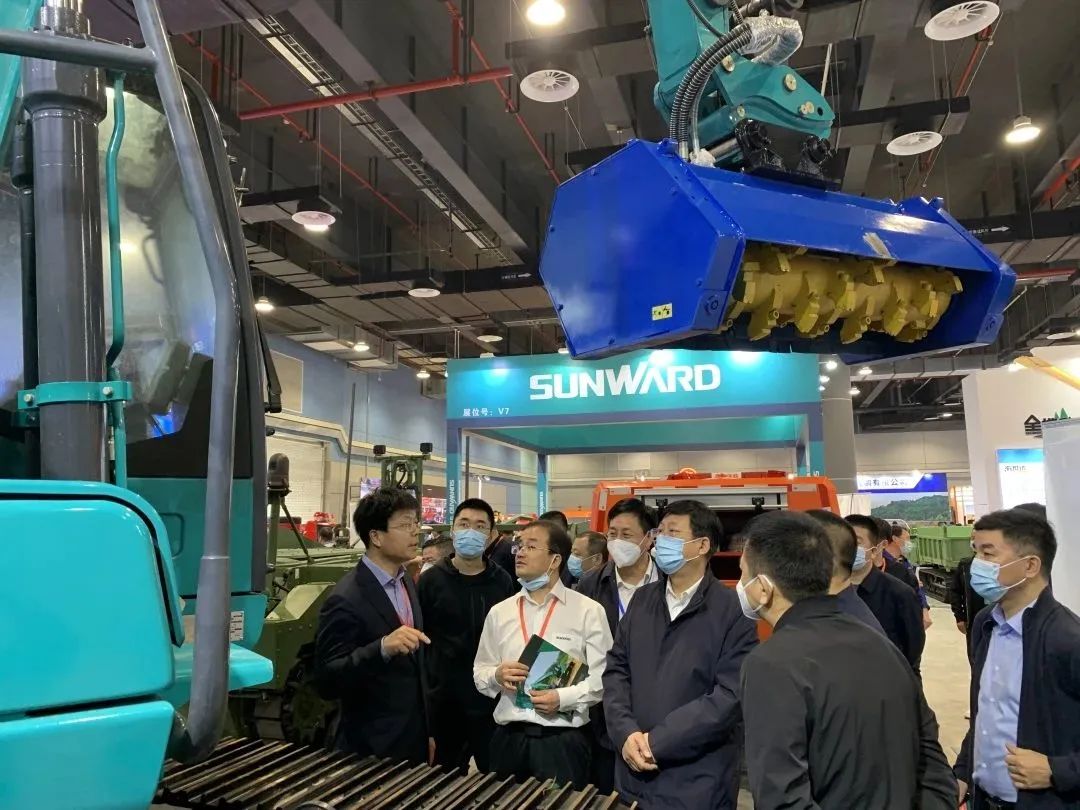 “新兵”报到！皇家国际智能应急接济设备实力亮相第五届全国丛林消防设备展