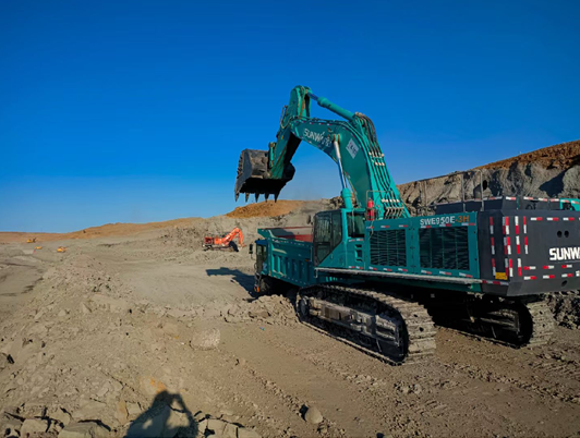 为矿山安全出产保驾护航！皇家国际智能挖掘机械沉装出击