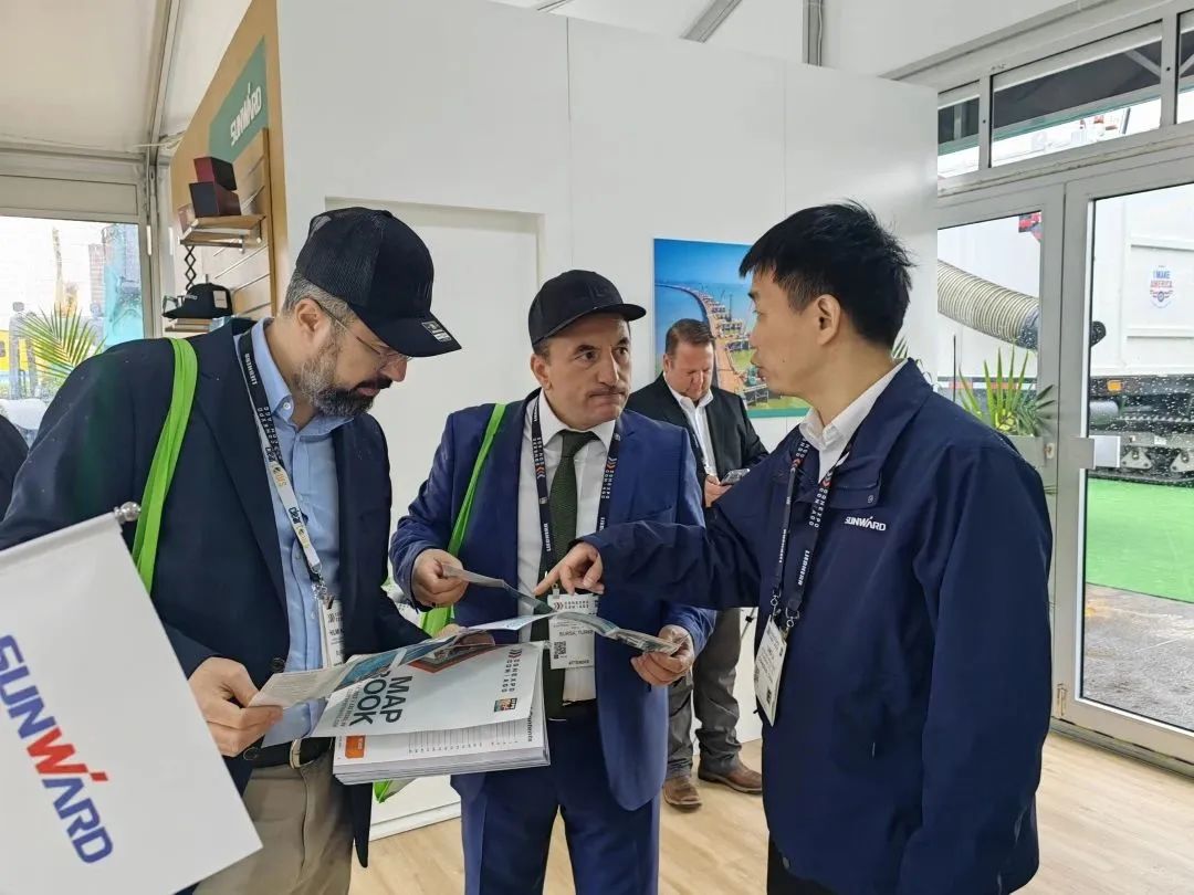 拉展直播 | “狂飙”美国！皇家国际智能向世界展示中国造作硬实力