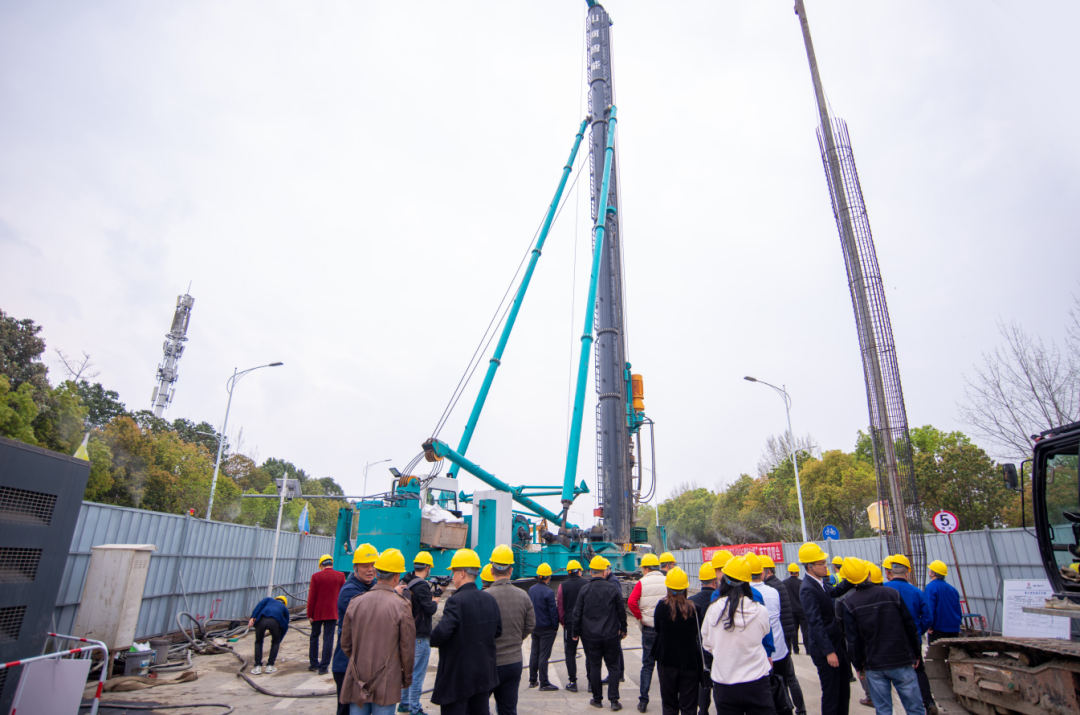 客户站台新品推介会！皇家国际智能这些设备产品再获口碑认定