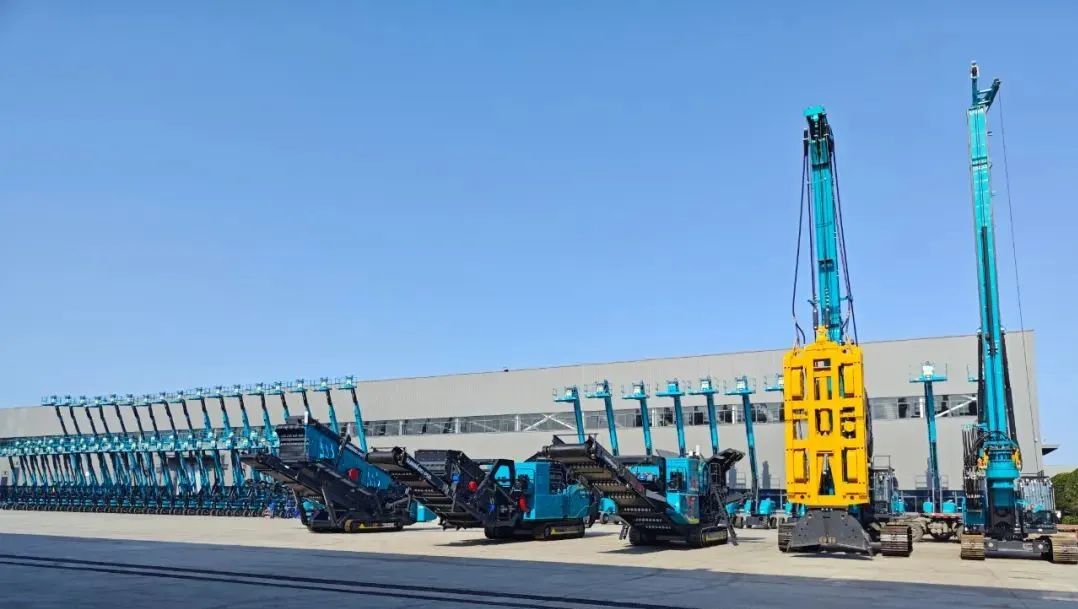 2023 CICEE | 进场布展！倒计时3天，皇家国际智能亮点剧透来了