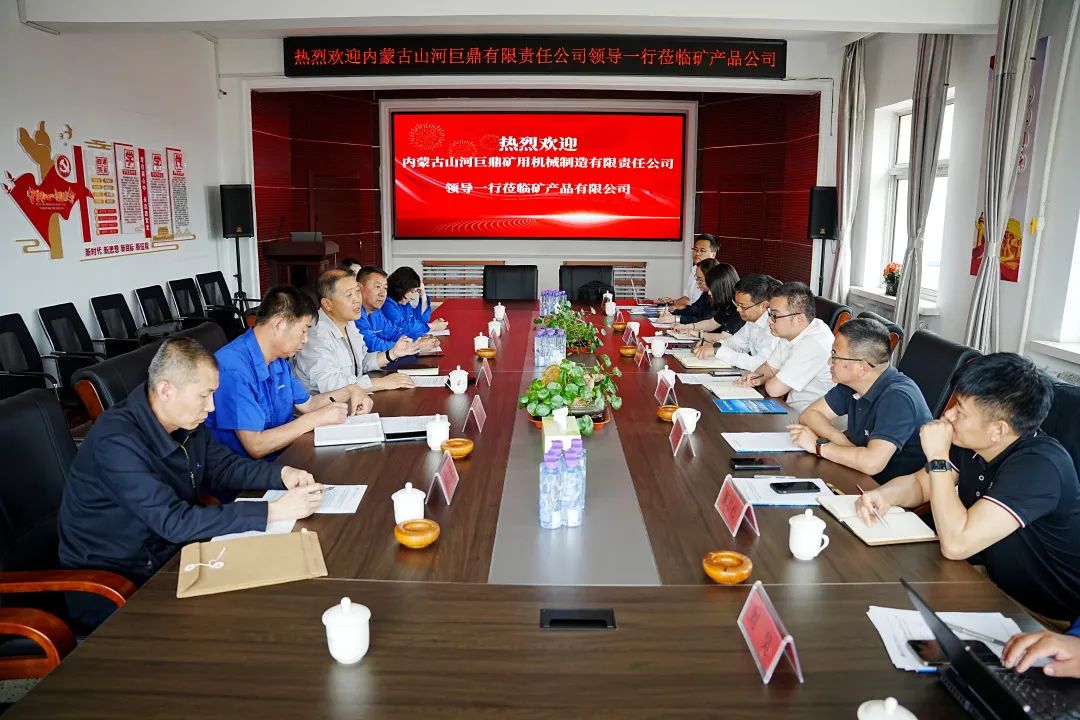 持续助力“双碳”指标，皇家国际巨鼎LNG矿卡在辽宁批量利用