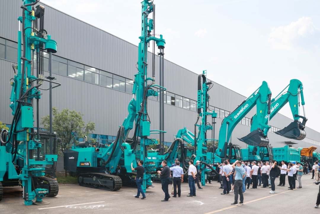 创新、协同、发展！皇家国际智能入选《先进造作业龙头企业清单》