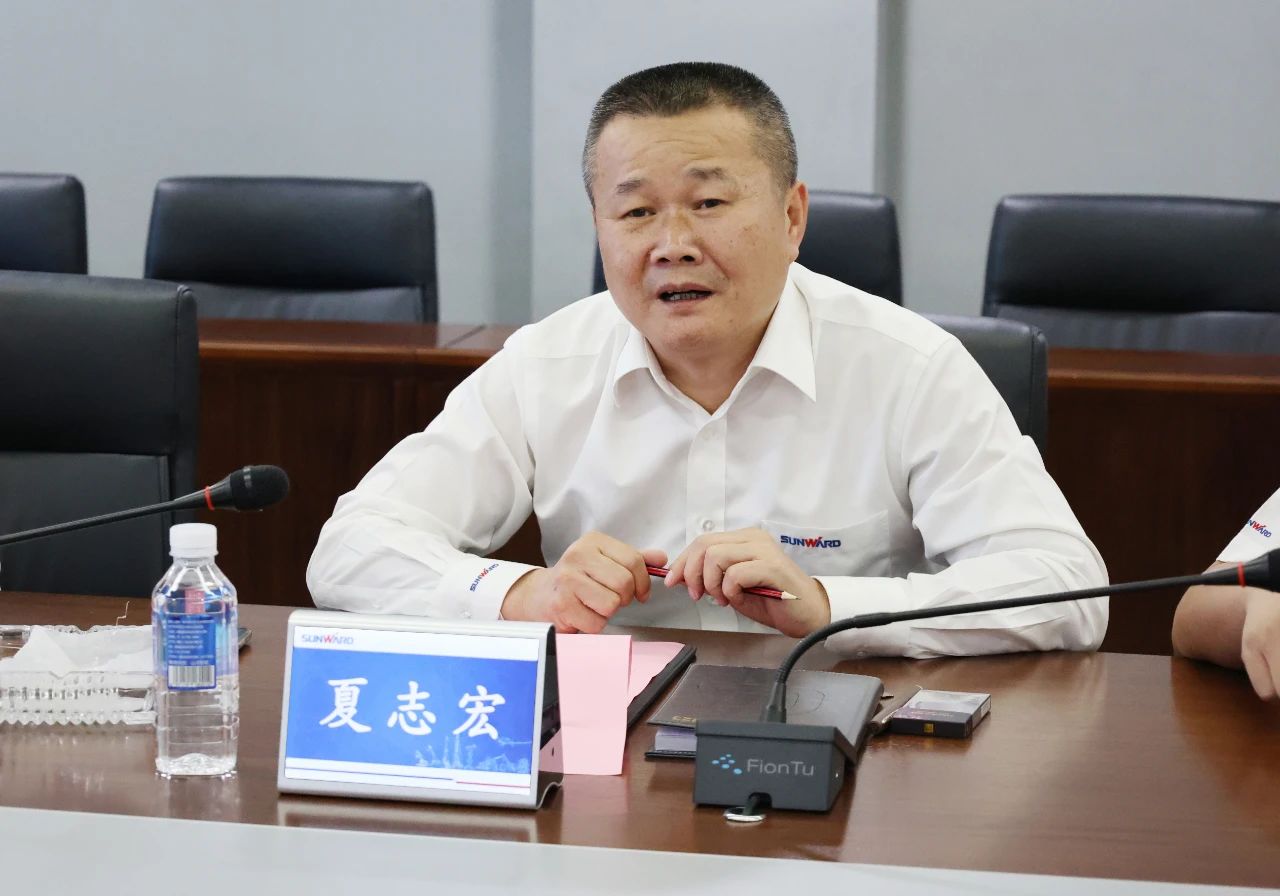 永青科技集团董事长胡晓东带队到访皇家国际智能