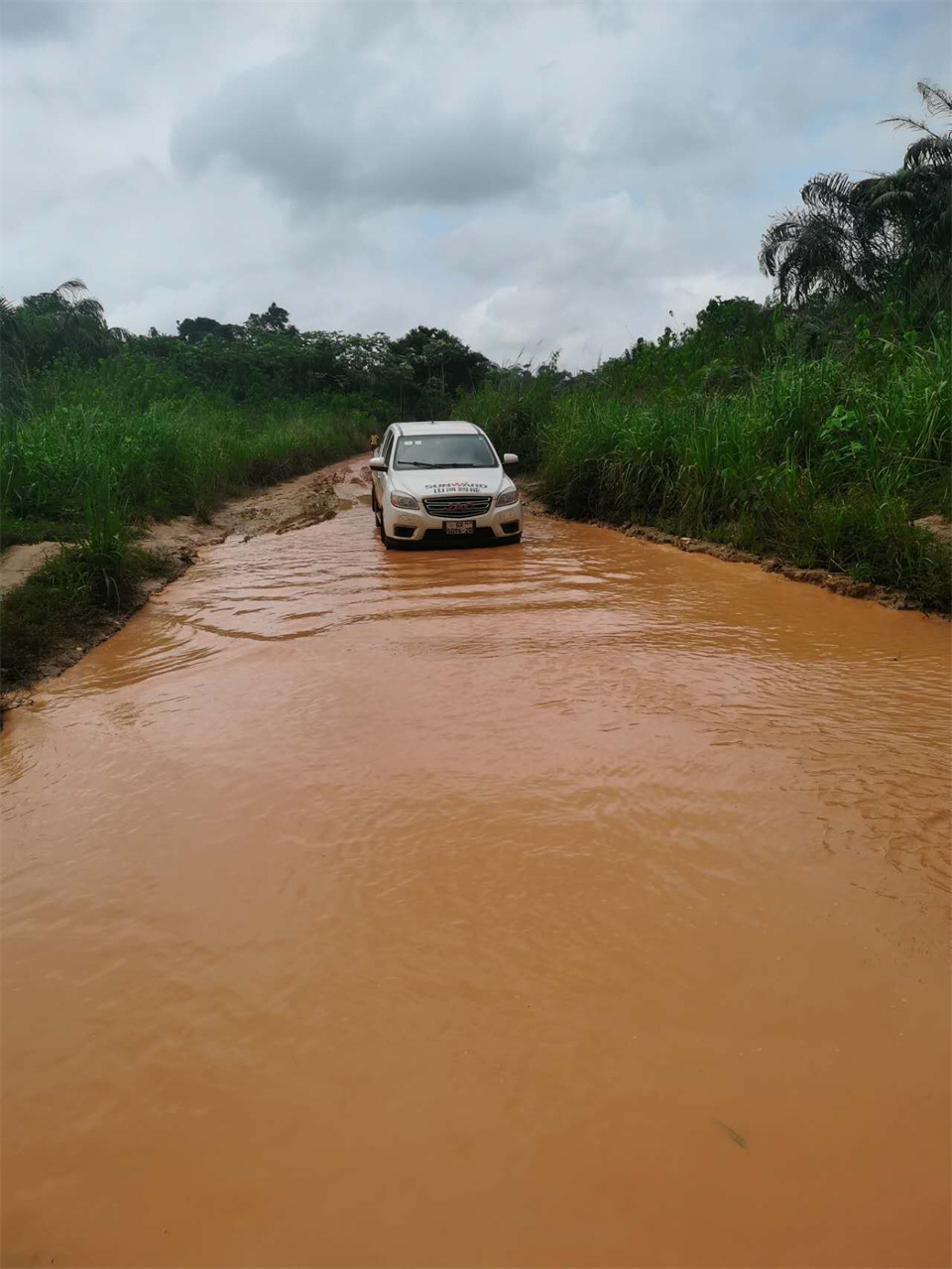 品质皇家国际，用心服务！皇家国际智能服务万里行活动走进非洲加纳