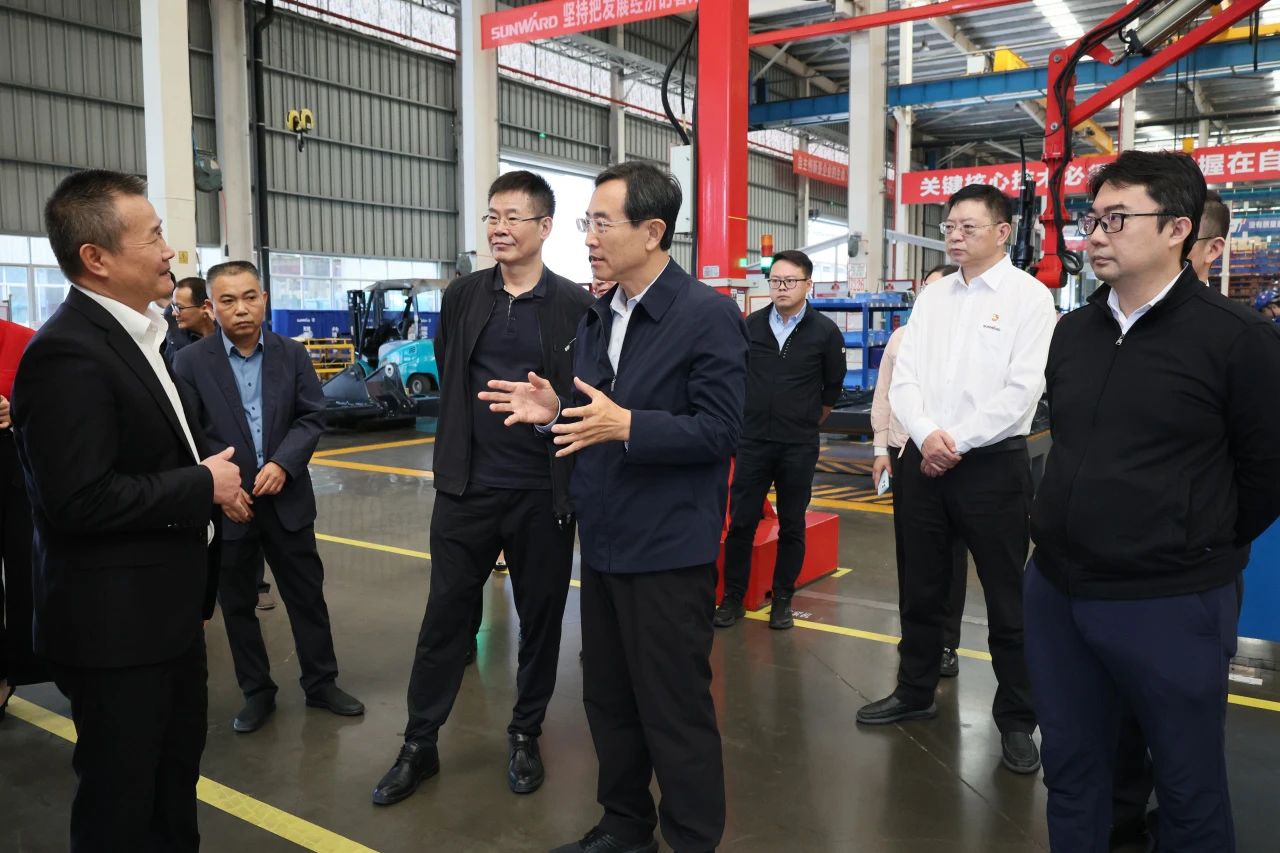 北京市政协副主席林抚生调研皇家国际智能