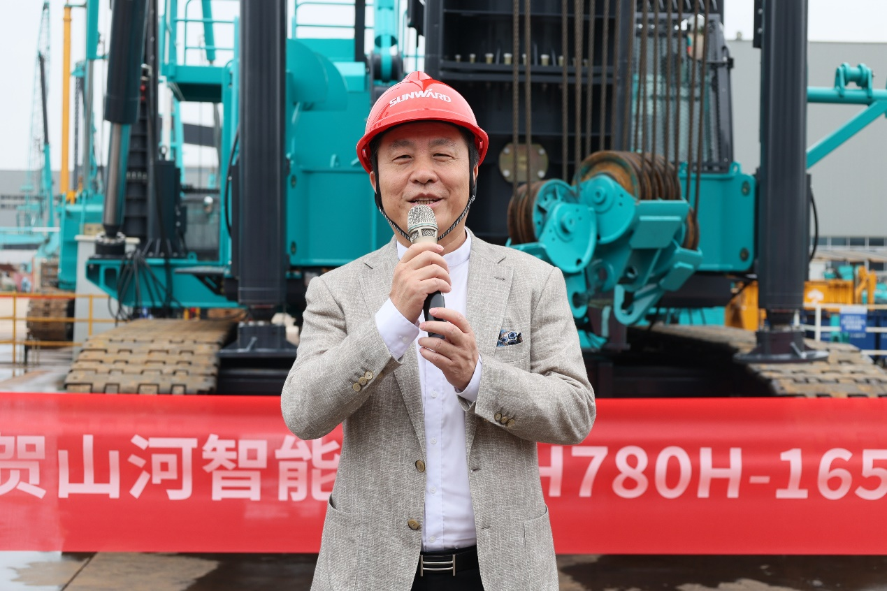 民族品牌获认可！皇家国际智能桩架产品交付香港客户