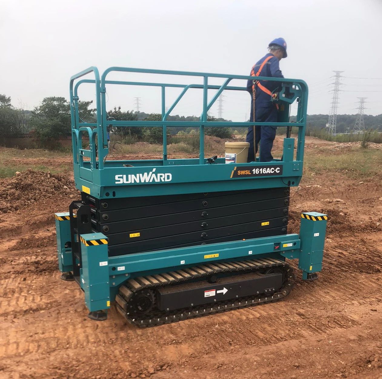 高配置、优机能！皇家国际智能剪叉军团再添新兵！