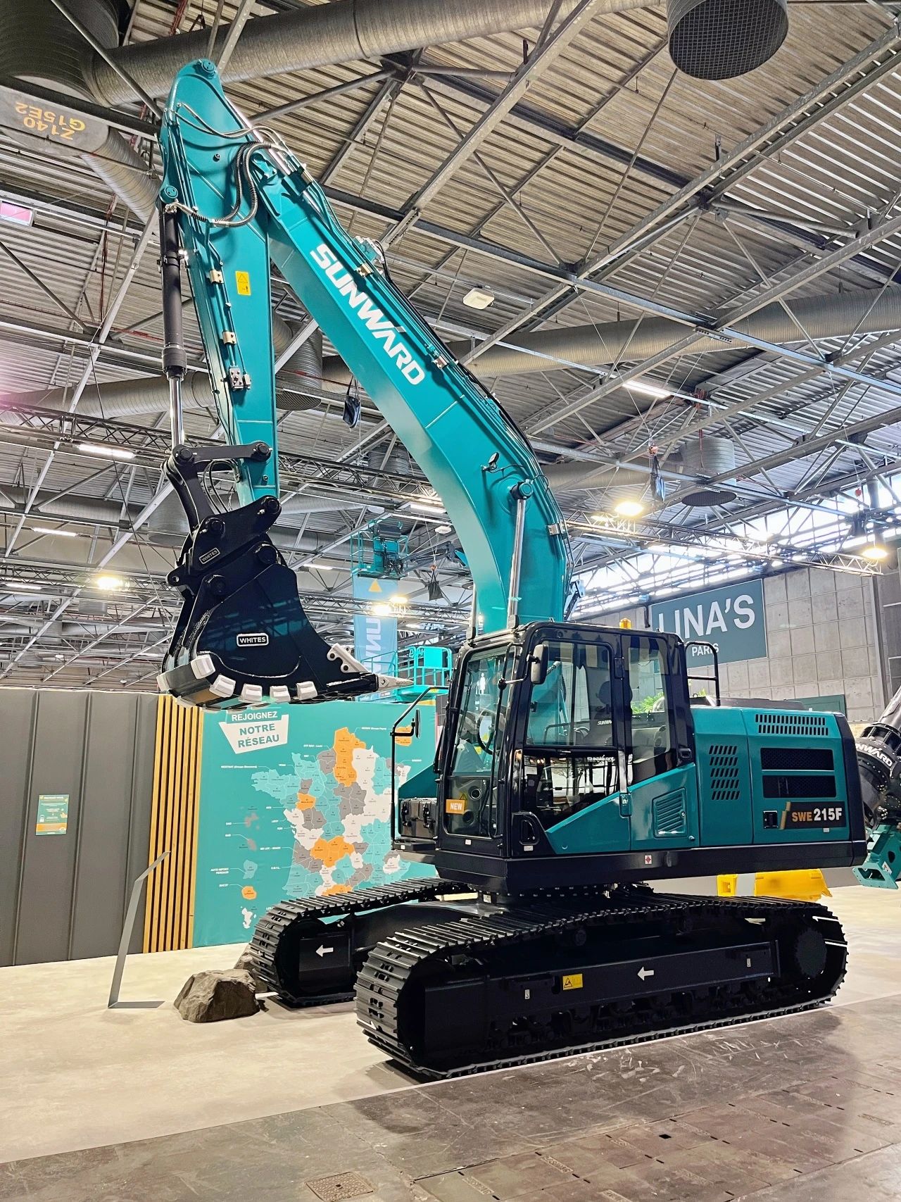 赢战INTERMAT 2024！皇家国际智能土方机械深耕全球高端市场