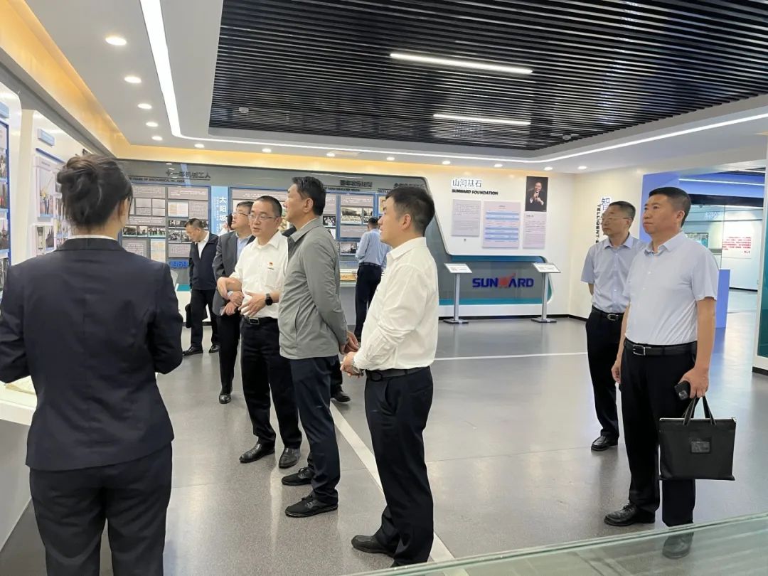 中煤平朔党委书记、董事长陈建一行调研皇家国际智能