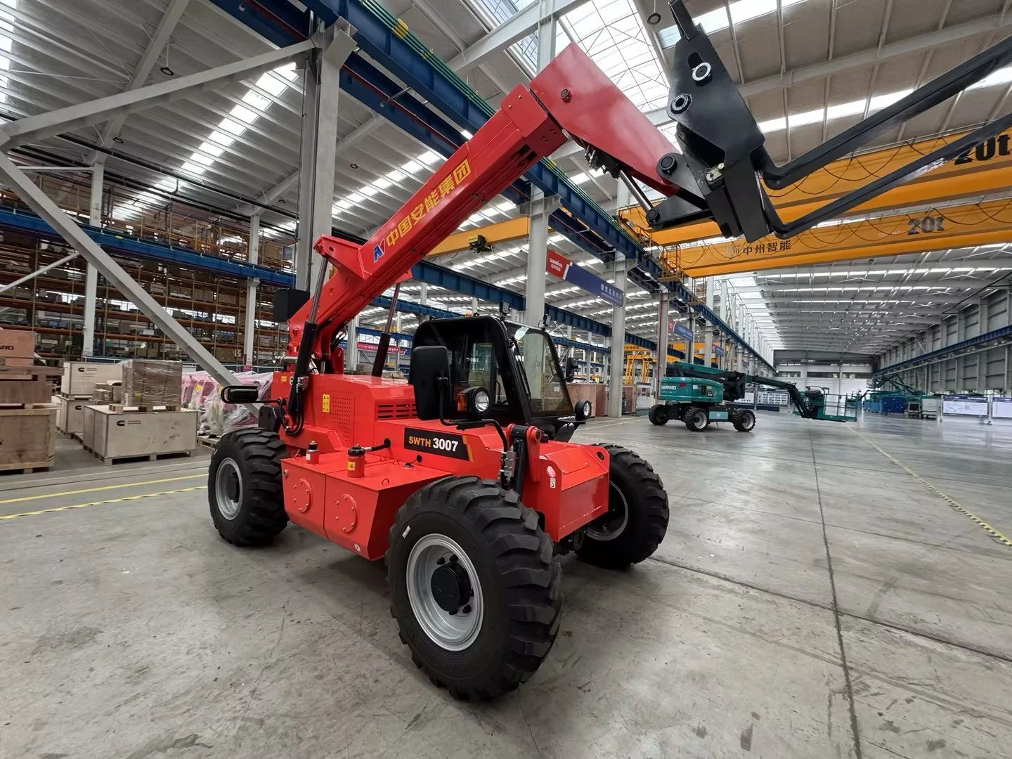 应运而生，“急”快响应！皇家国际智能伸缩臂叉装车进军应急接济领域