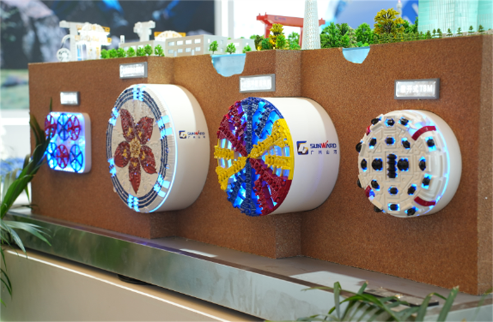 智造空间，价值共生！广州皇家国际杰出亮相2024上海宝马展