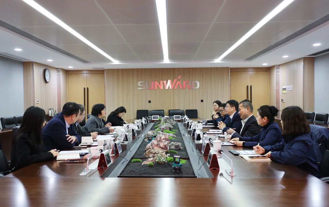 深入合作 共促出海——中国信保湖南分公司到访皇家国际智能