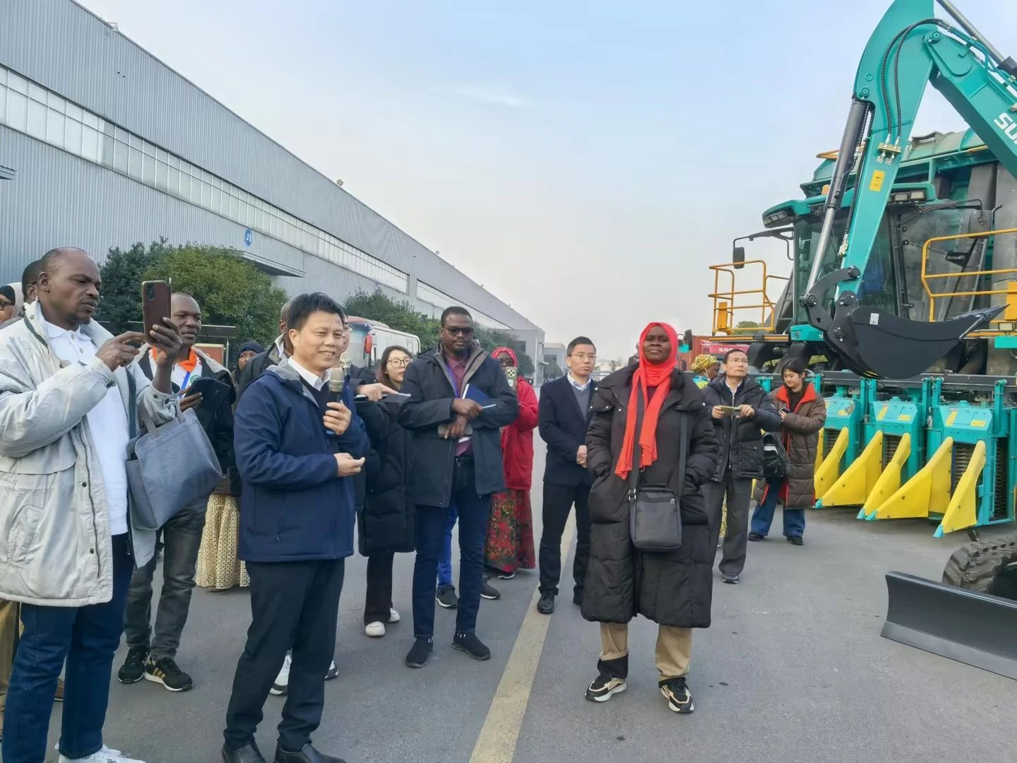 尼日尔农业治理和技术研建班调研皇家国际智能