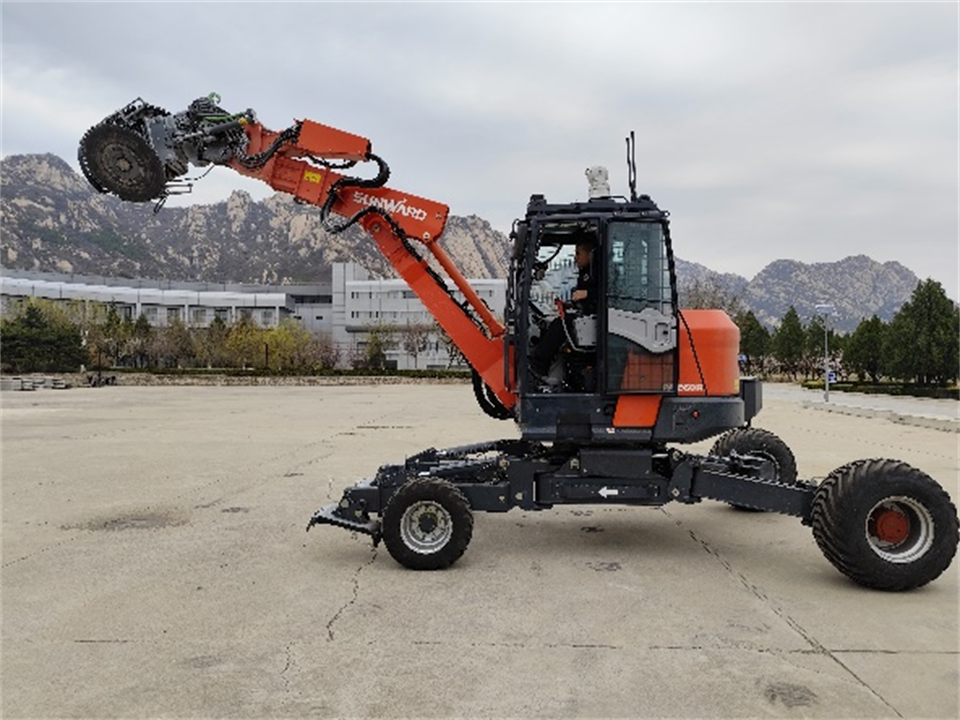 皇家国际特装复杂地形灾害应急接济机械人入选工信部《先进安全应急设备推广目录（工业领域2024版）》