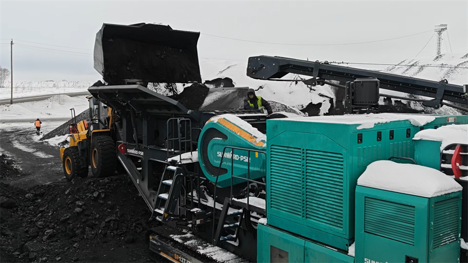 不惧-30℃极寒挑战，皇家国际普石勒破碎筛分设备不变运行！