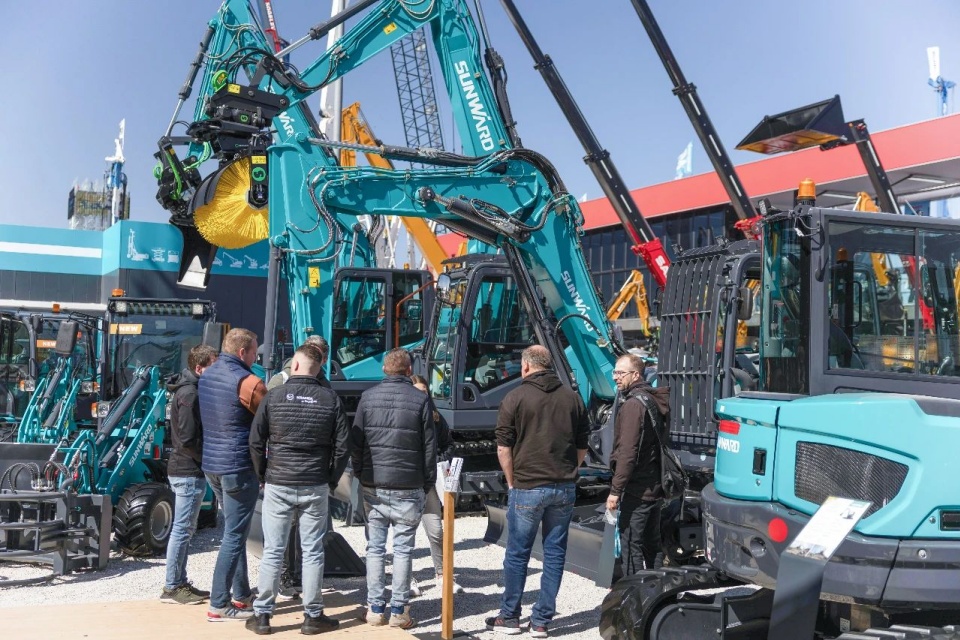 Bauma 2025 | 聚焦2025德国宝马展，索求皇家国际智能的创新设备与可持续解决规划