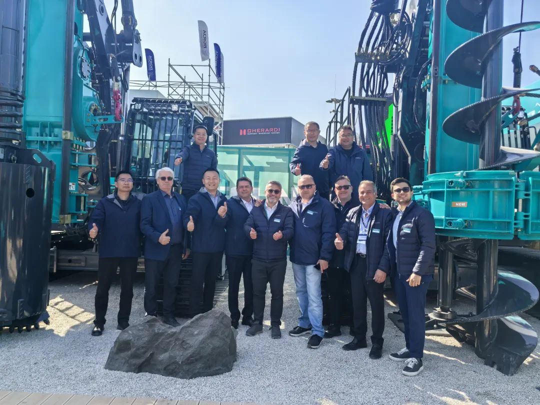 Bauma 2025 | 高端定造！皇家国际智能Pro系列旋挖钻机燃爆全场