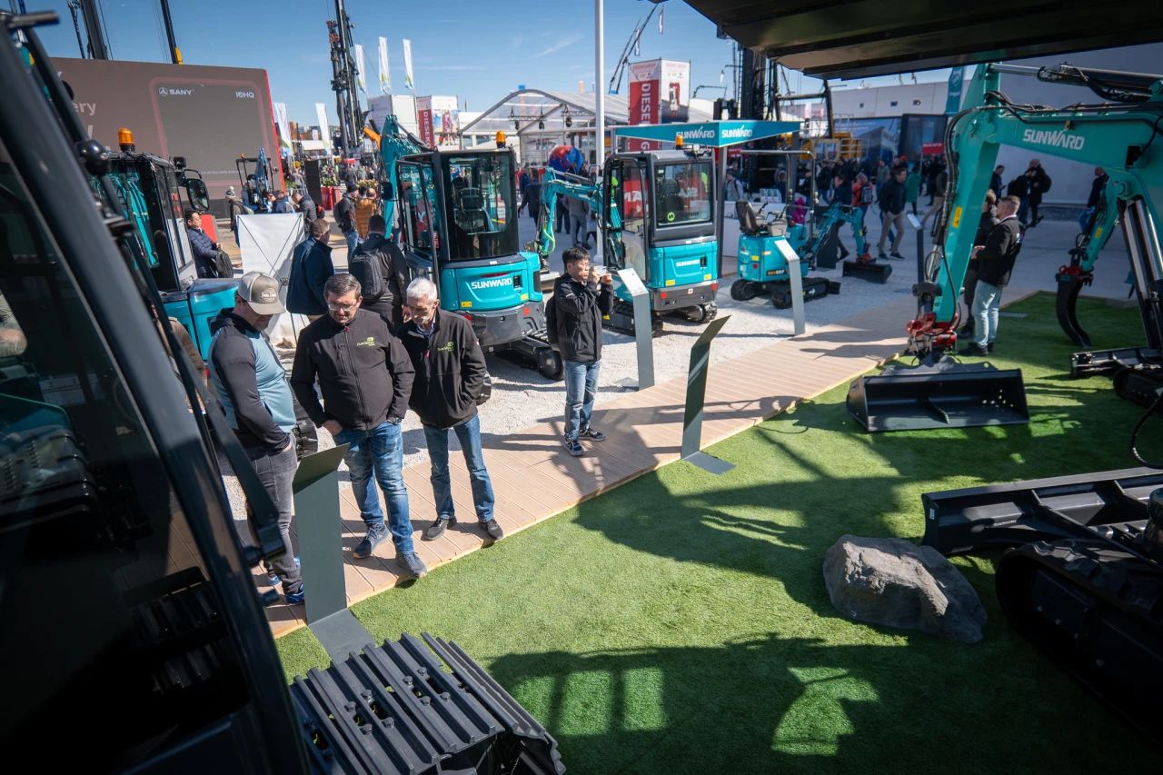 Bauma2025 | 皇家国际智能德国宝马展火热收官！相约2025长沙展！