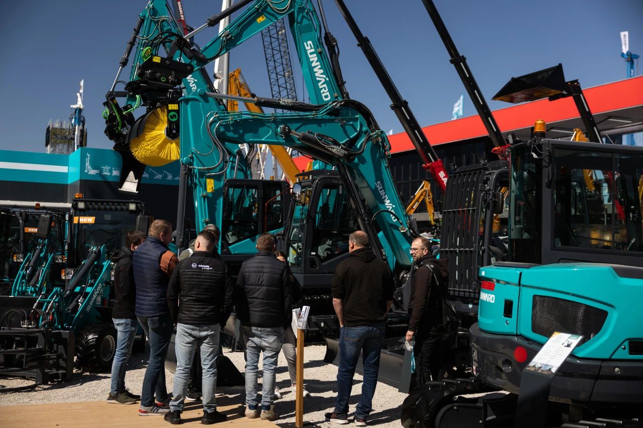 皇家国际智能董事长付向东：以绿色智造与全球战术解锁中国工程机械的进阶密码