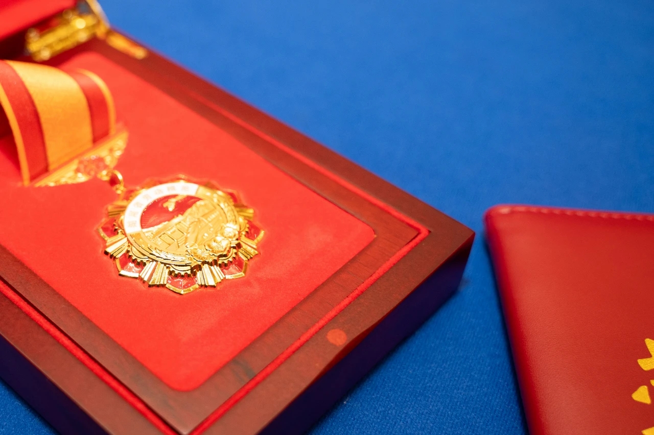 全省赞美！张大庆荣获“湖南省劳动圭表”称号