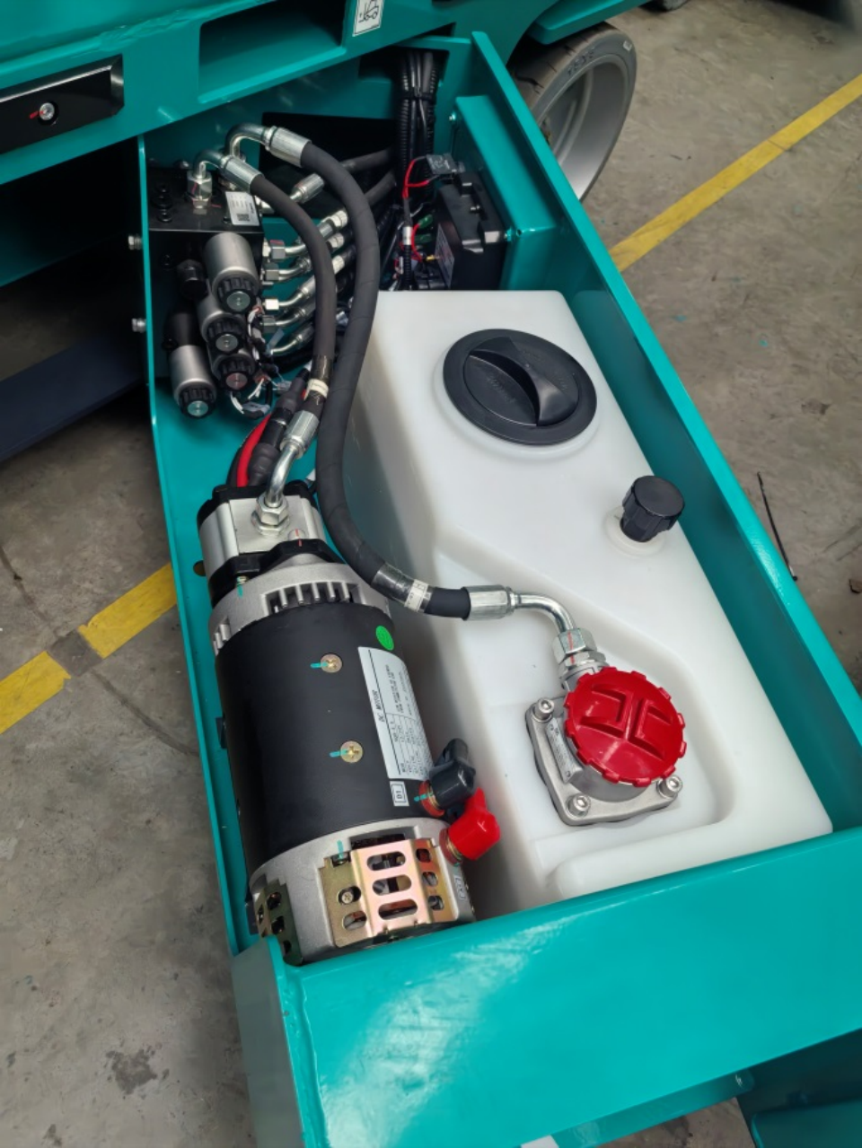 皇家国际智能电动液驱剪叉系列产品全面升级，为客户创造更大价值