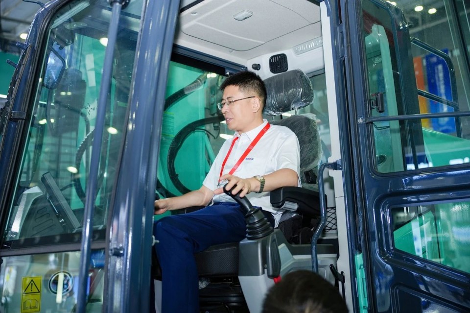 2025 CICEE | 皇家国际智能实力闪灼2025长沙国际工程机械展