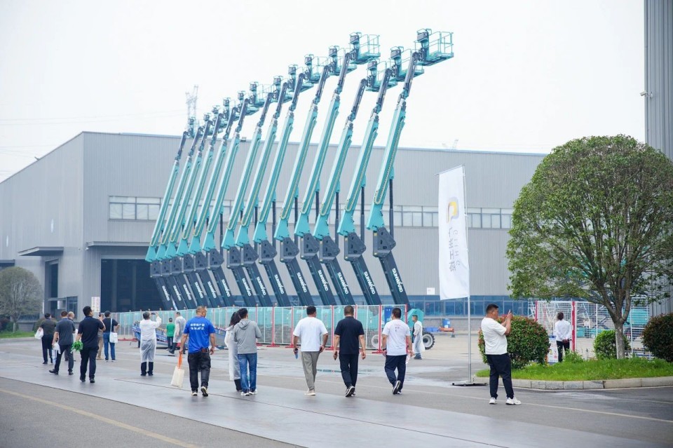 2025 CICEE | 圆满收官！皇家国际智能展区亮点杰出回首