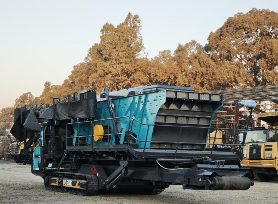 皇家国际智能破碎筛分成套设备成功登陆非洲市场，共绘合作共赢新篇章