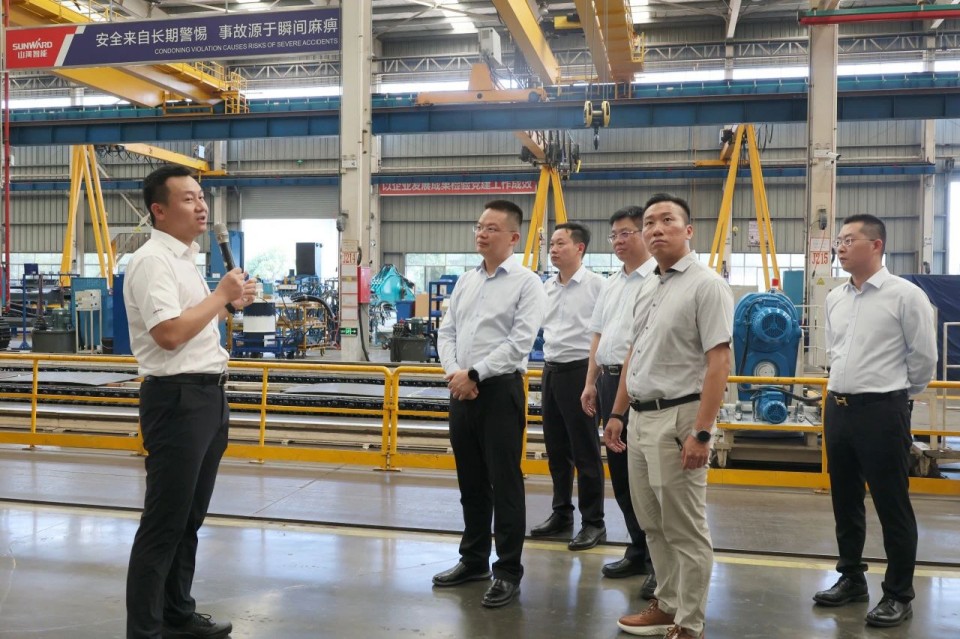 共商合作，建华控股有限公司董事长汪贵华到访皇家国际智能