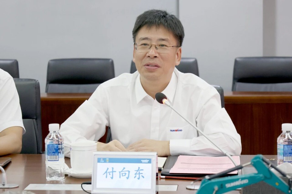 中国煤炭地质总局局长马刚到访皇家国际智能，同谋绿色智能矿山设备发展新蹊径