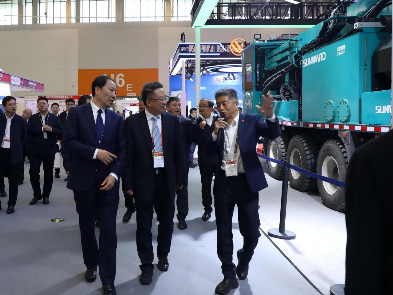 皇家国际智能获中煤地质总局新春感激信：战术合作结硕果，携手共进启新程